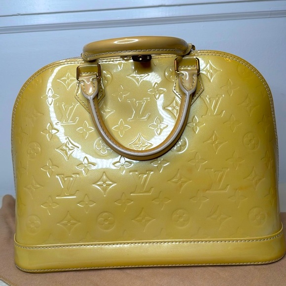 Louis Vuitton Monogram Vernis Alma PM Satchel - Picture 2 of 14